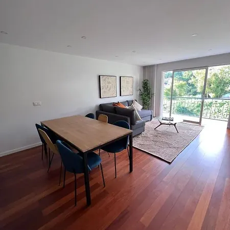 Cristinas 2 Bedroom شقة *