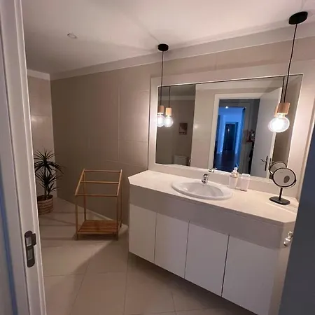 Cristinas 2 Bedroom *