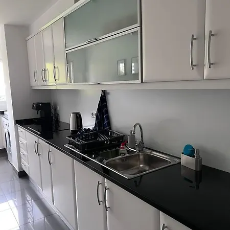 Cristinas 2 Bedroom كانيكو