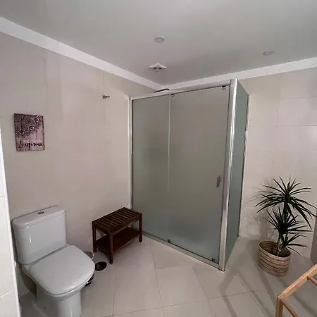 Cristinas 2 Bedroom * كانيكو