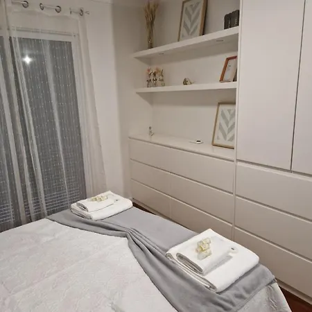 Cristinas 2 Bedroom *