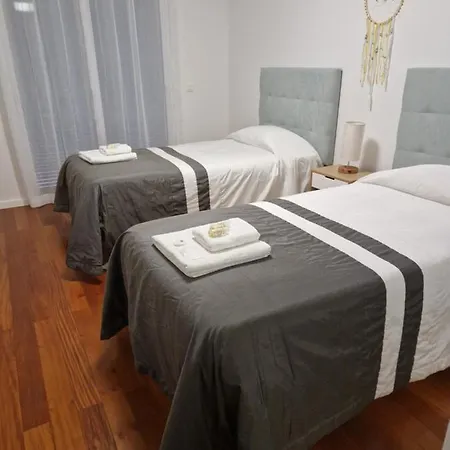 Cristinas 2 Bedroom *