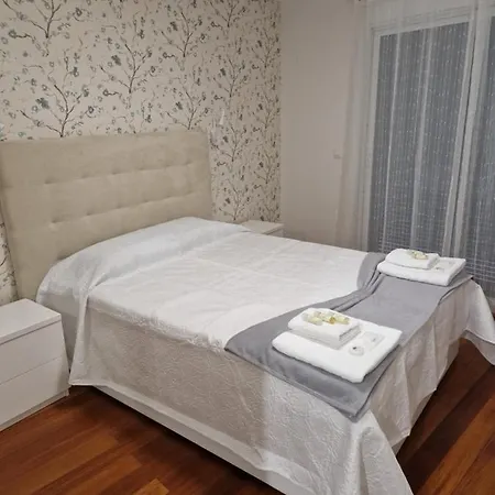 Cristinas 2 Bedroom شقة